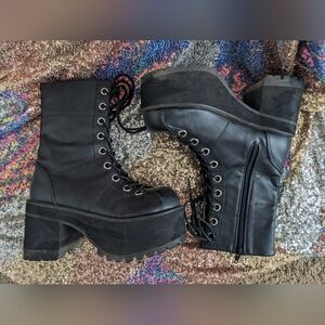 Demonia Platform Ranger 301